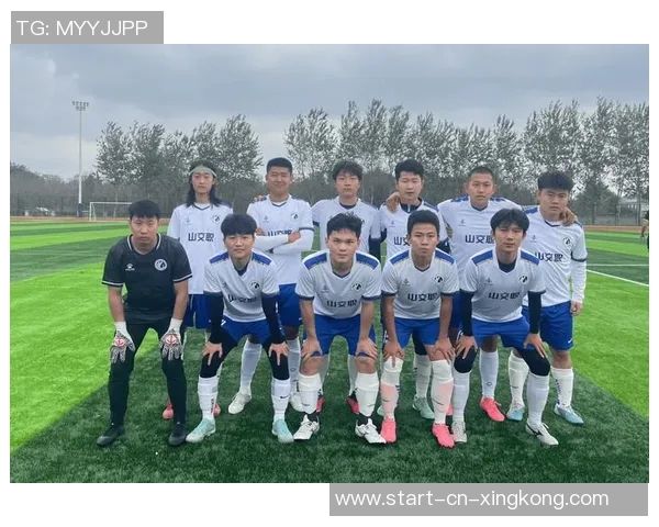 青春的最后一踢大学足球告别赛见证梦想与友谊的终章